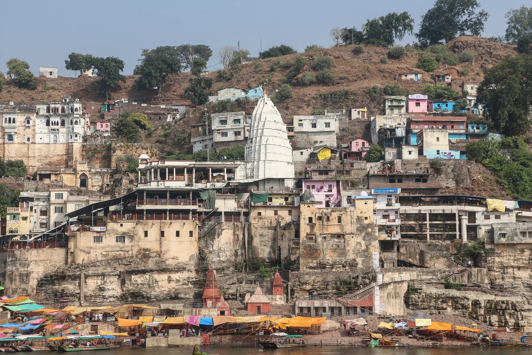 Omkareshwar temple complex on Mandhata island, Madhya Pradesh