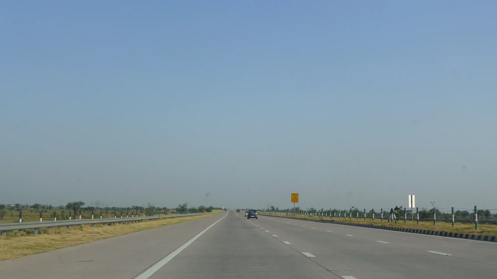 Self-drive car rental in Noida: open lanes on the Yamuna Expressway toward Mathura and Vrindavan