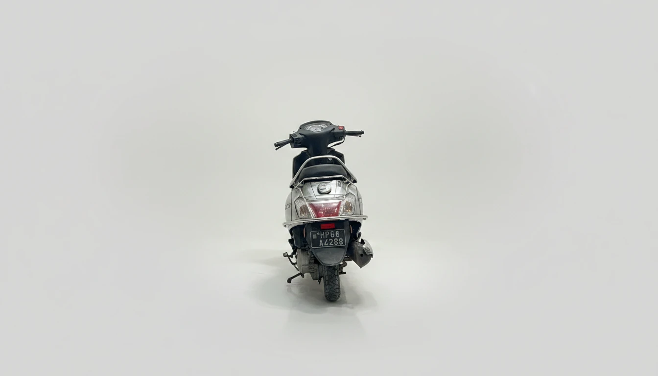 Photo 4 of Suzuki Access 125 Drum 2023 available for rent on Hire N Ride