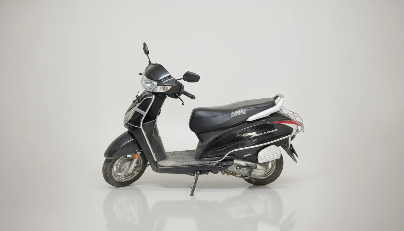 Photo 3 of Honda Activa Standard 2026 available for rent on Hire N Ride