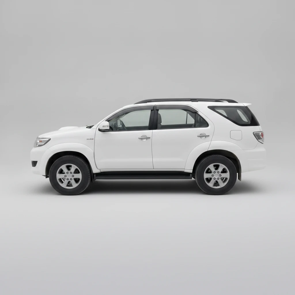 Photo 3 of Toyota Fortuner 3.0l 2wd At 2013 available for rent on Hire N Ride