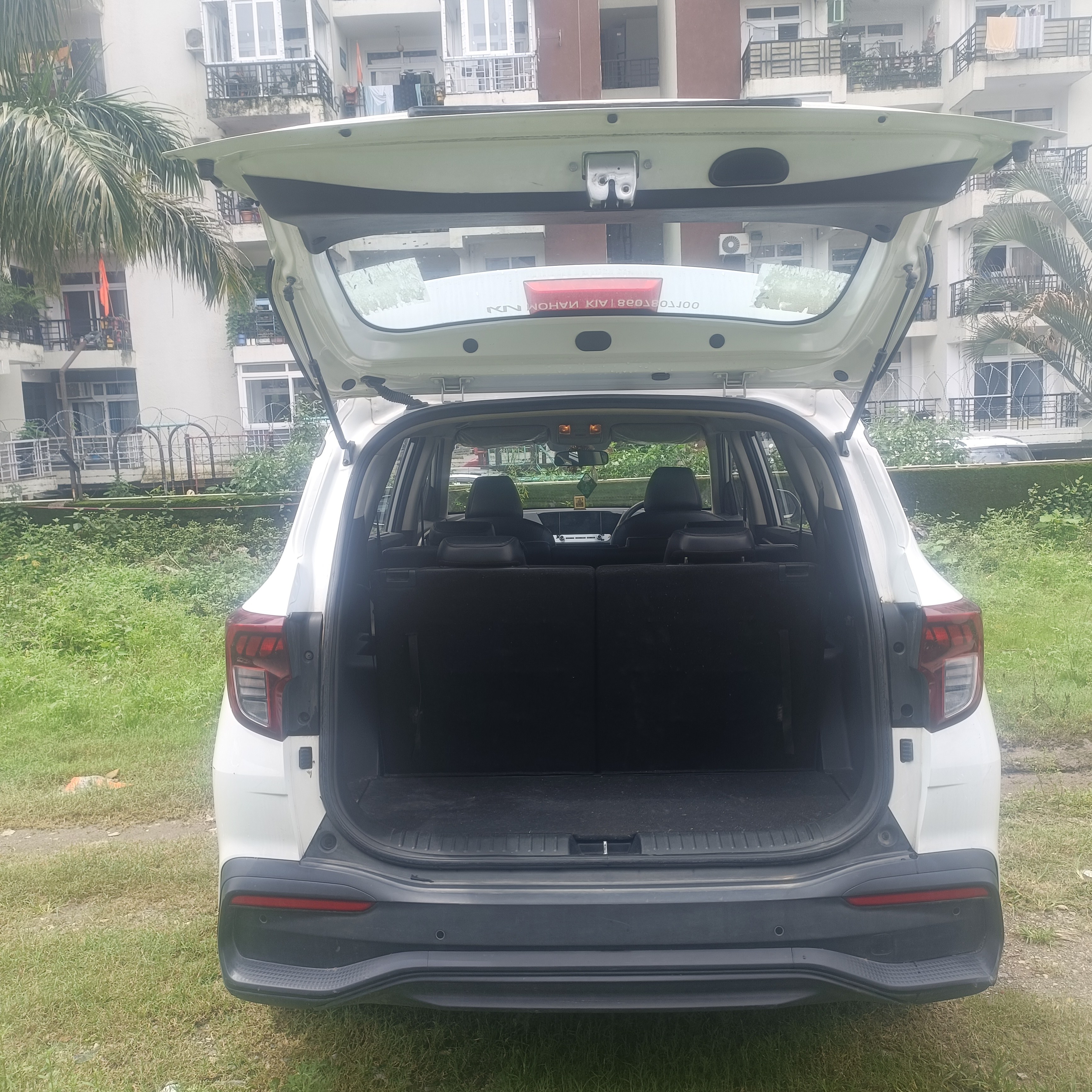 Photo 6 of Kia Carens Premium 2024 available for rent on Hire N Ride