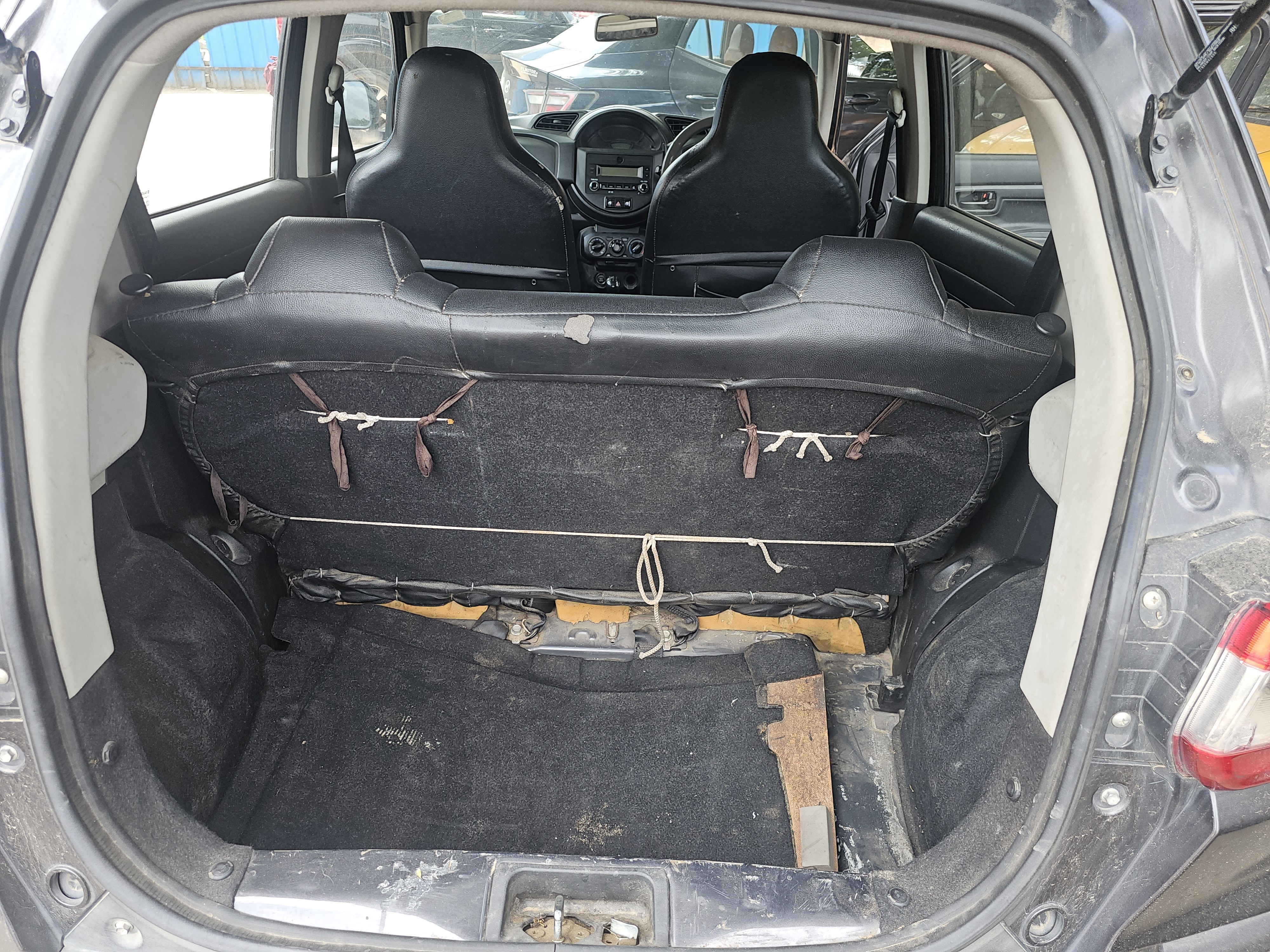 Photo 6 of Maruti Suzuki S-presso Vxi 2021 available for rent on Hire N Ride
