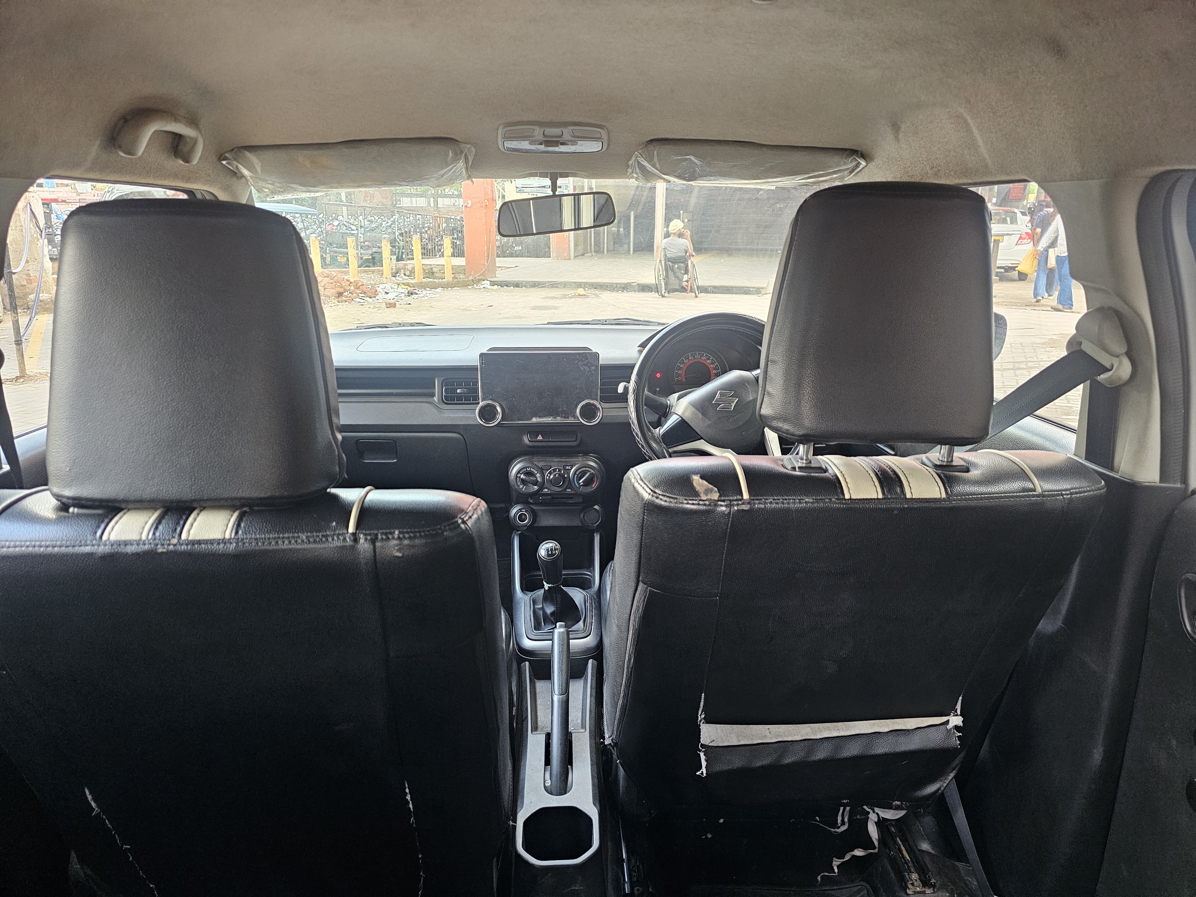 Photo 5 of Maruti Suzuki Ignis Sigma 2022 available for rent on Hire N Ride
