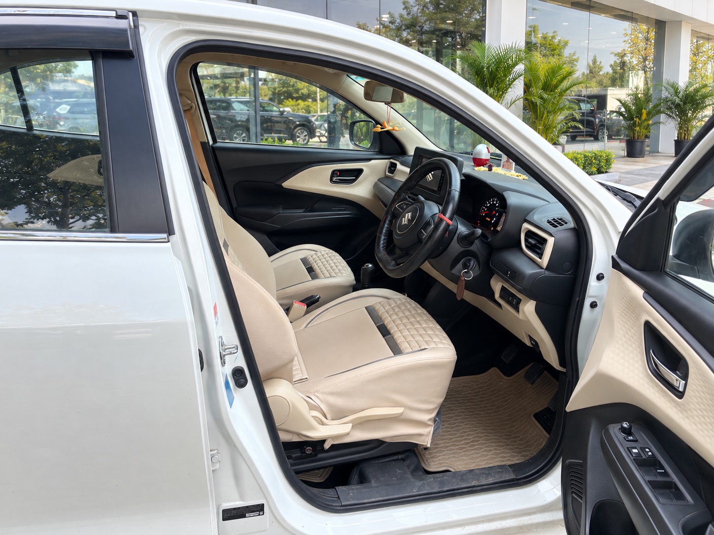 Photo 6 of Maruti Suzuki Dzire Vxi 2025 available for rent on Hire N Ride