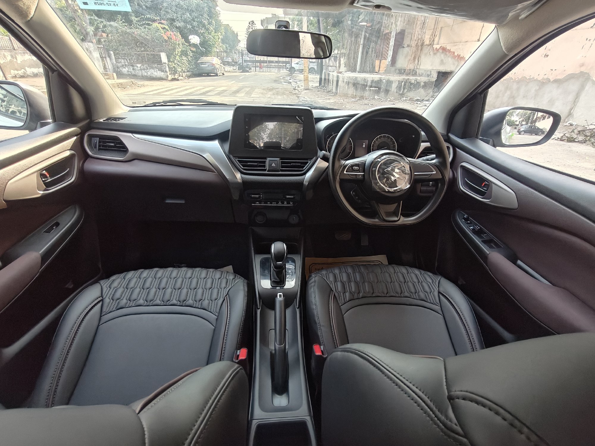 Photo 5 of Maruti Suzuki Fronx Delta Ags 2025 available for rent on Hire N Ride