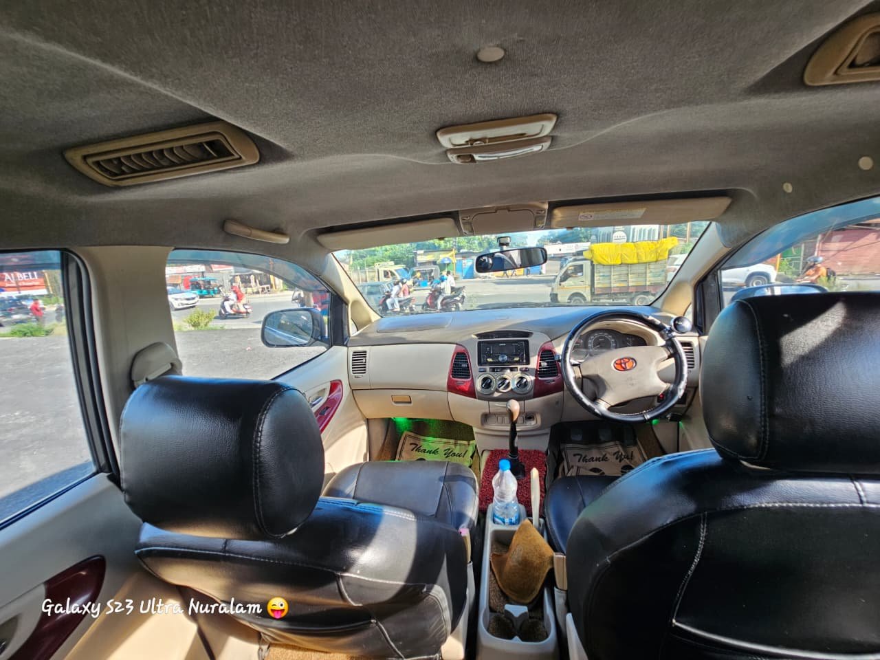 Photo 5 of Toyota Innova 2.5 L Diesel 2005 available for rent on Hire N Ride
