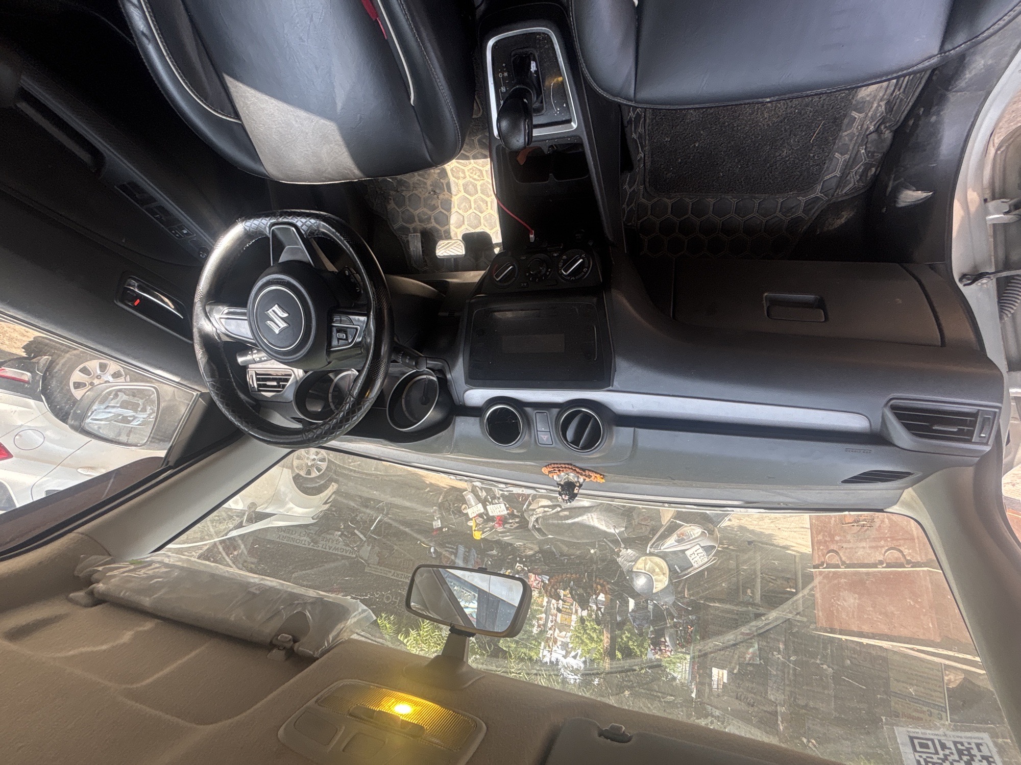 Photo 5 of Maruti Suzuki Swift Vxi Ags 2022 available for rent on Hire N Ride