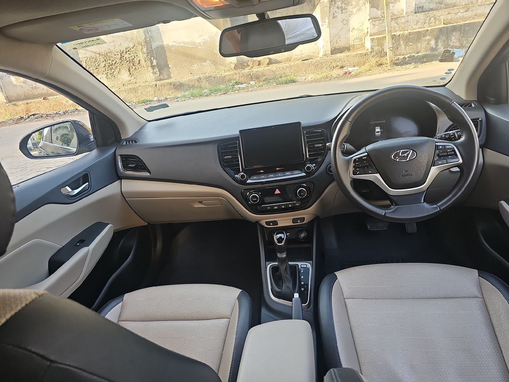 Photo 5 of Hyundai Verna Sx(o) 2022 available for rent on Hire N Ride