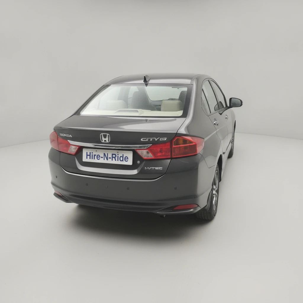 Photo 4 of Honda City Sv Mt 2015 available for rent on Hire N Ride