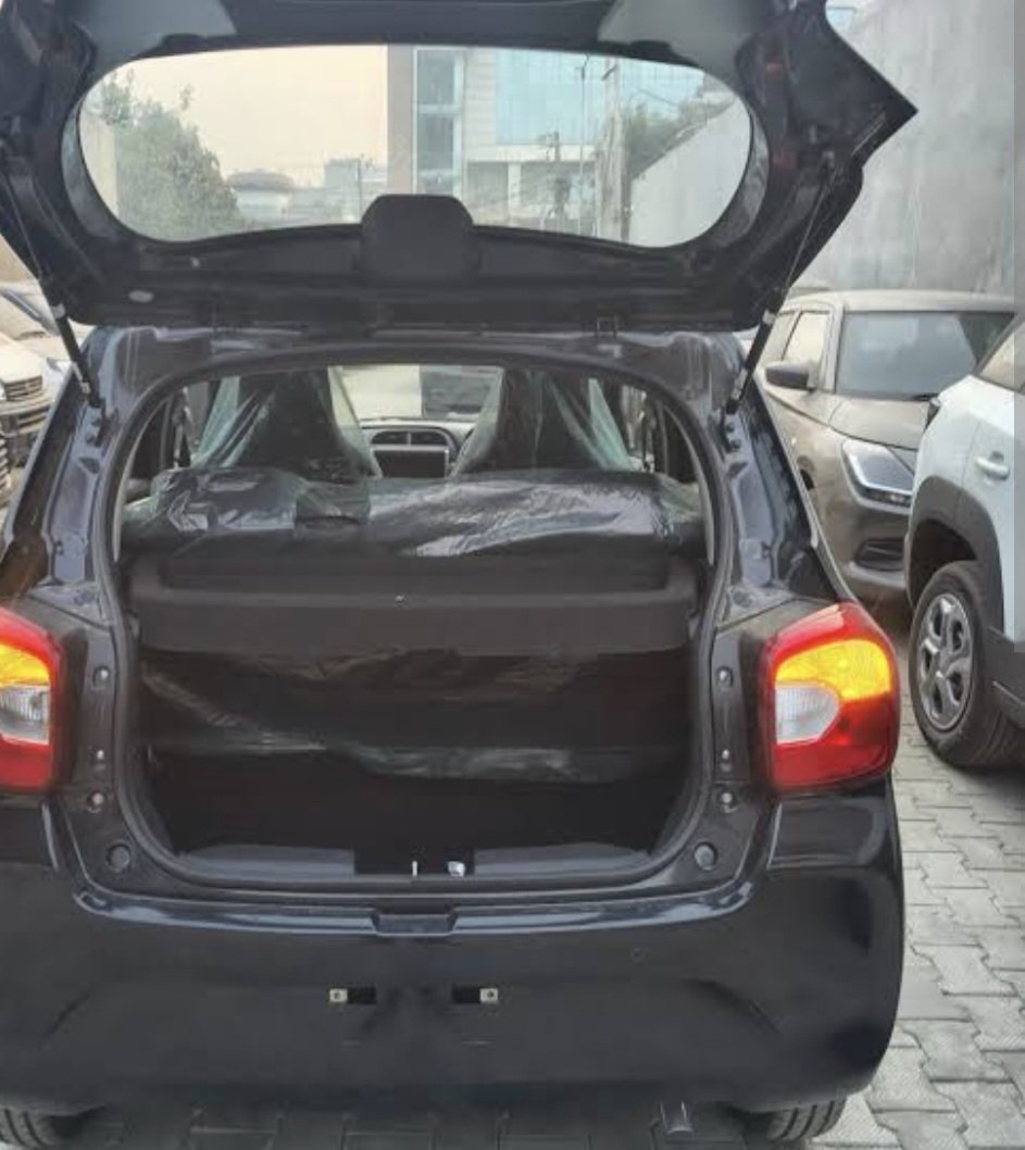 Photo 6 of Maruti Suzuki Alto Vxi 2025 available for rent on Hire N Ride