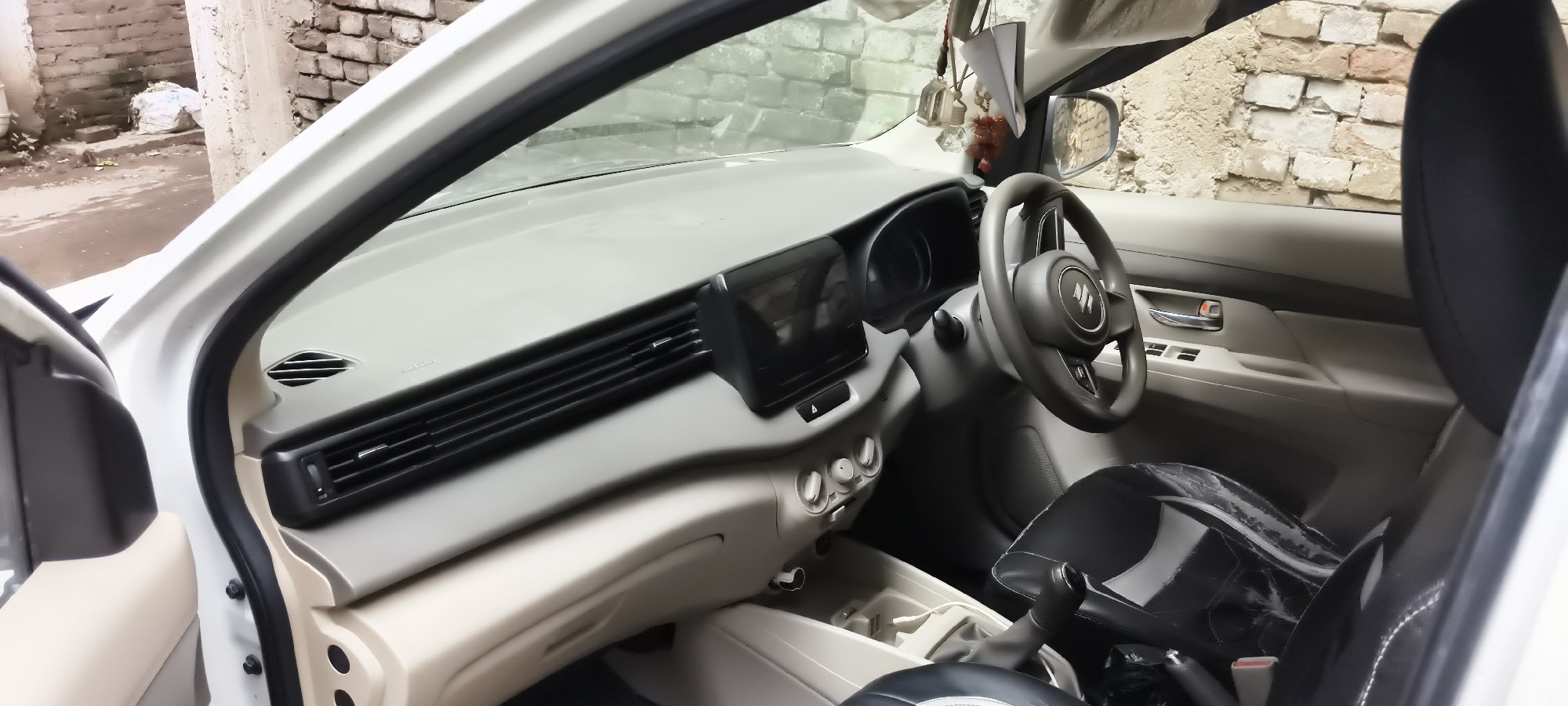 Photo 5 of Maruti Suzuki Ertiga Vxi 2023 available for rent on Hire N Ride