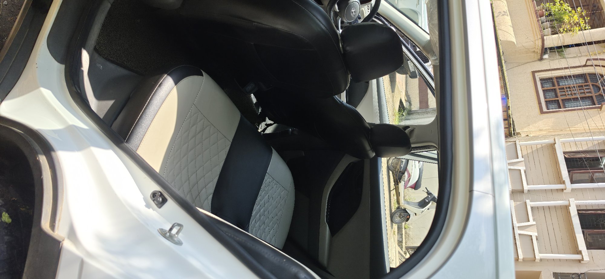 Photo 5 of Hyundai Creta E 2024 available for rent on Hire N Ride