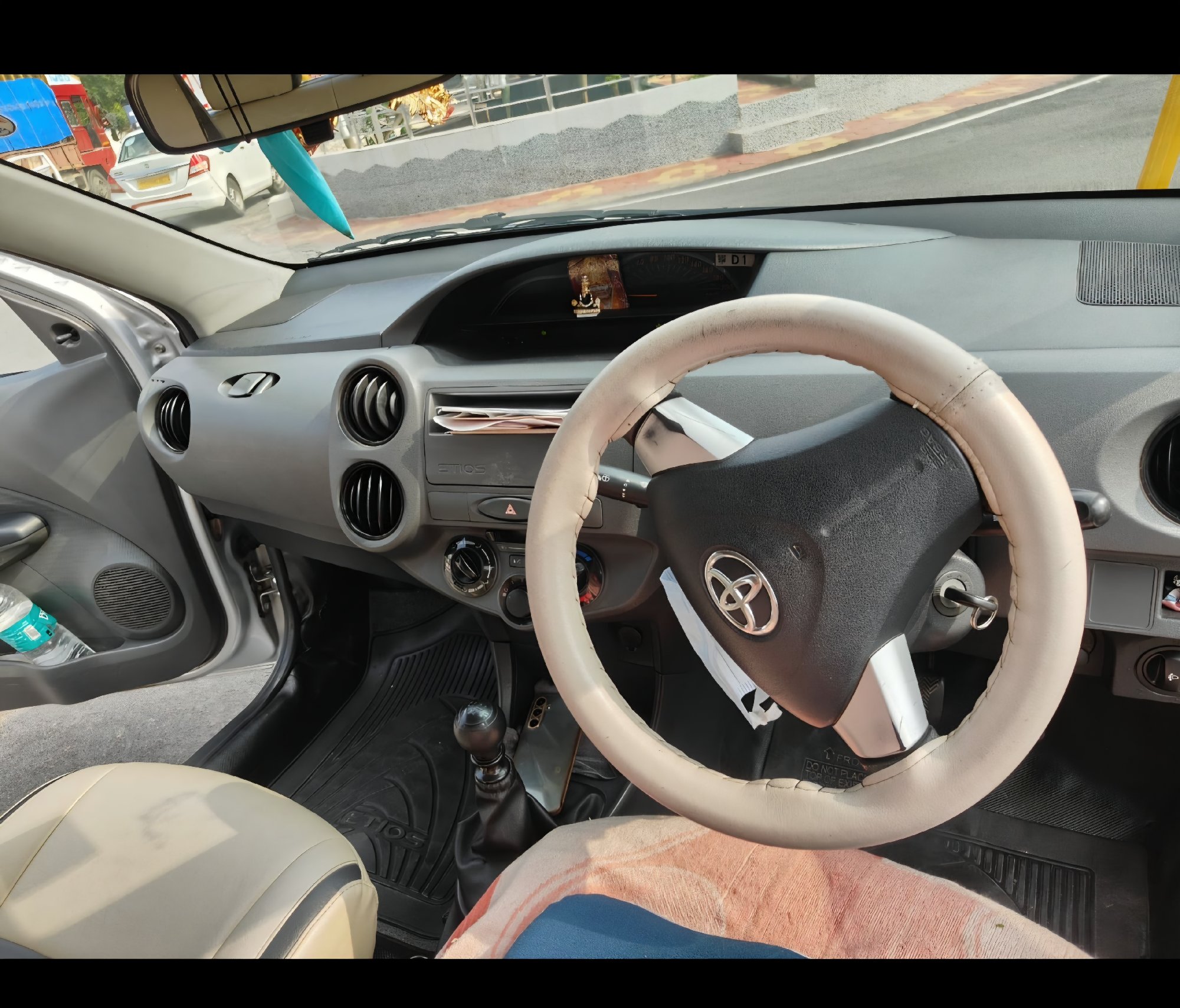Photo 5 of Toyota Etios Standard 2019 available for rent on Hire N Ride